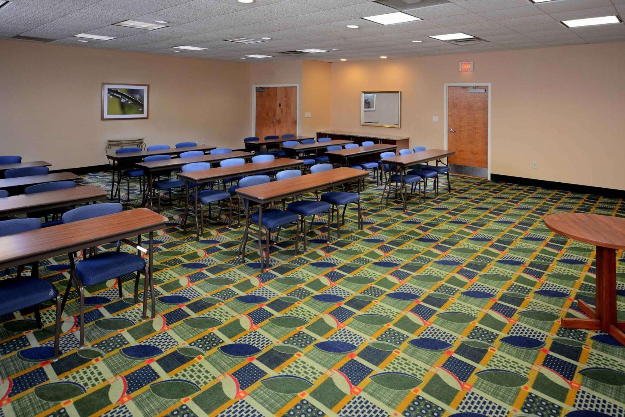 Hampton Inn Fayetteville Fort Bragg Exterior foto